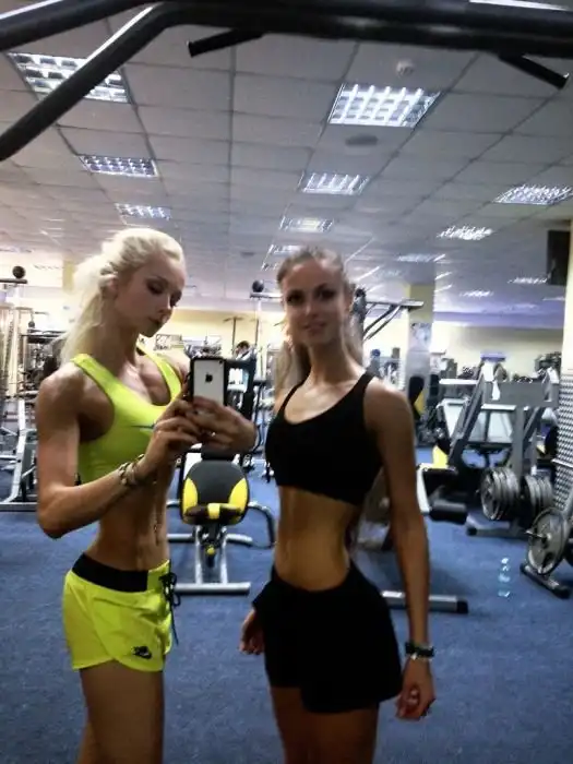 Валерия Лукьянова (Amatue) решила накачать мышцы