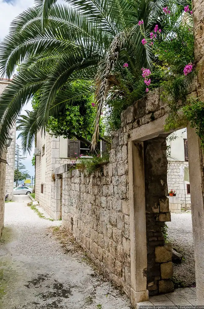 Прогулка по историческому городу в Хорватии