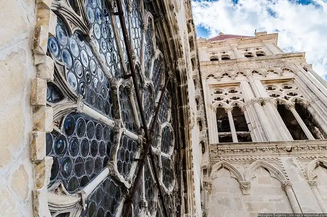 Прогулка по историческому городу в Хорватии