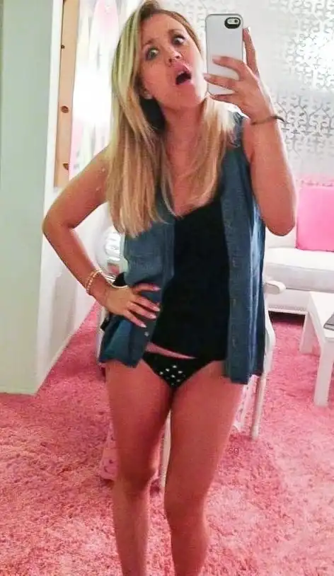 Частные фотографии Кейли Куоко (Теория большого взрыва) со взломанного iCloud