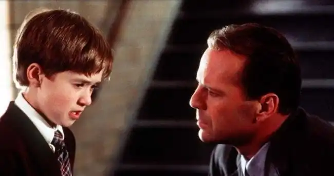 20 шикарных кинодетективов, над которыми придется поломать голову