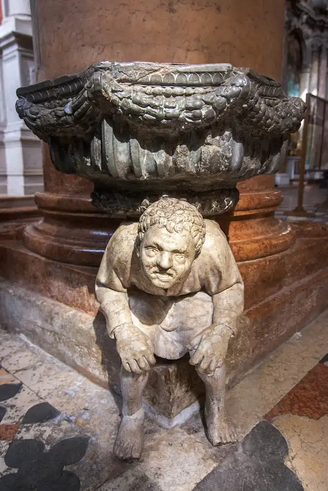 Прогулка по четырем соборам Вероны