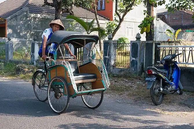 Как делают батик в Индонезии