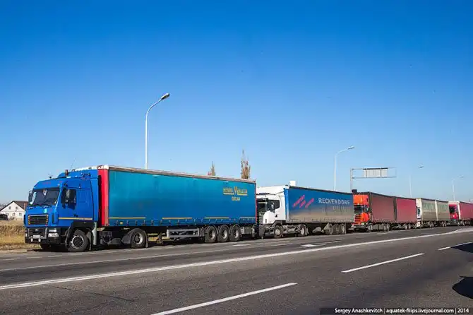 Как работает паром, перевозящий в Крым