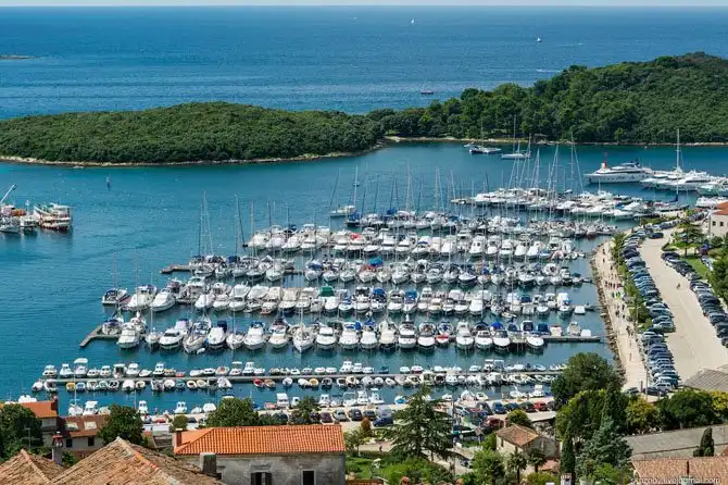 Прогулка по цветной жемчужине Адриатики