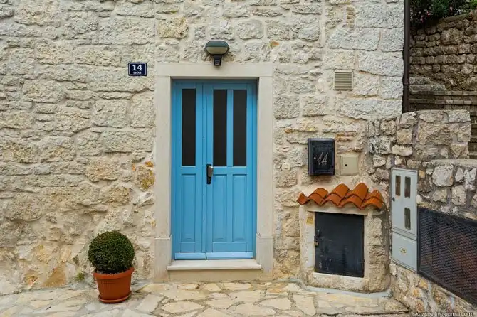 Прогулка по цветной жемчужине Адриатики