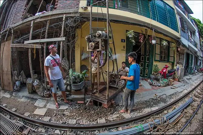 Квартира в метре от железной дороги