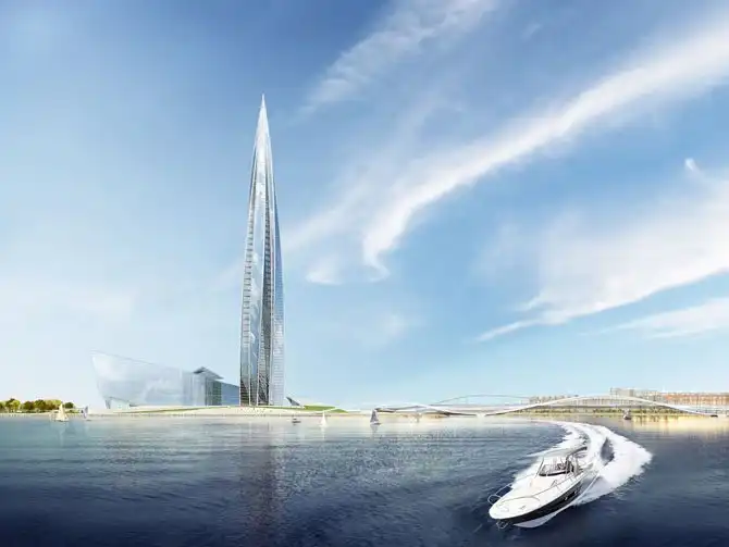 Здания с наклоном