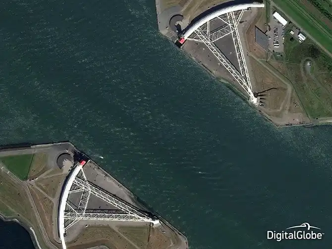 Лучшие спутниковые фотографии 2014 года от DigitalGlobe