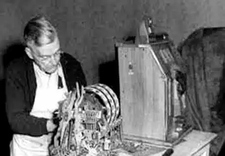 Как появились символы на барабане игрового автомата