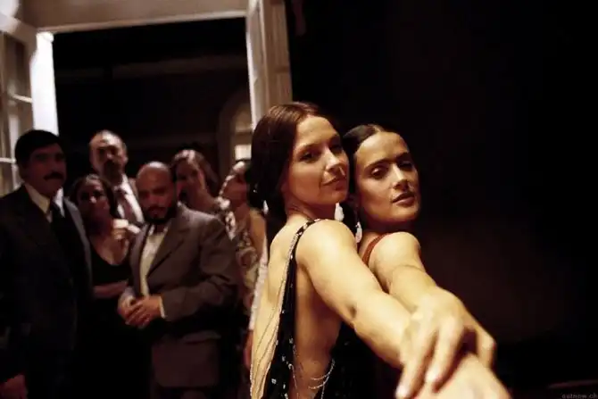 14 лучших сцен танго в кино