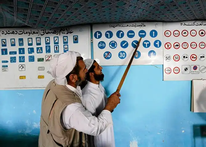 Как получают водительские права в Кабуле