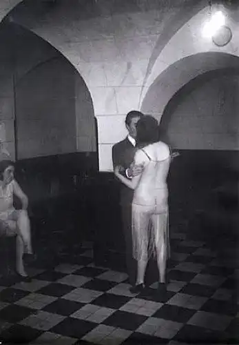 Ночной Париж на фотографиях Брассая