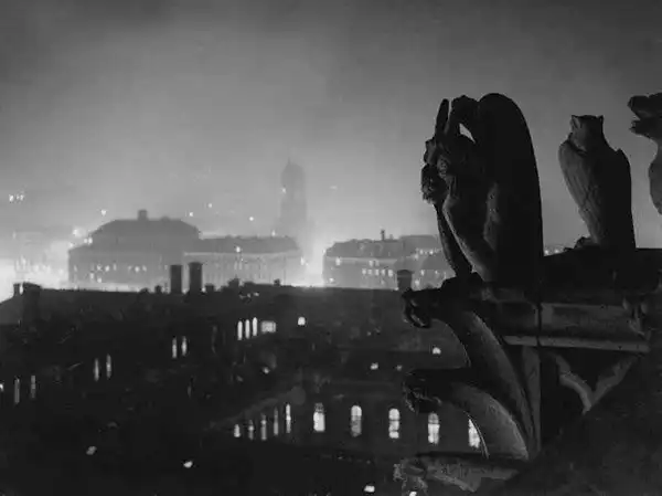 Ночной Париж на фотографиях Брассая