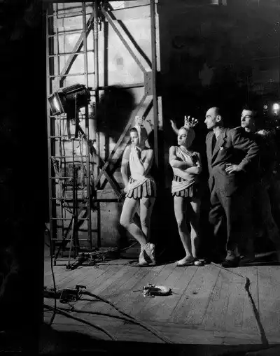 Ночной Париж на фотографиях Брассая