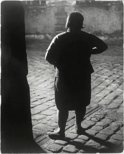 Ночной Париж на фотографиях Брассая