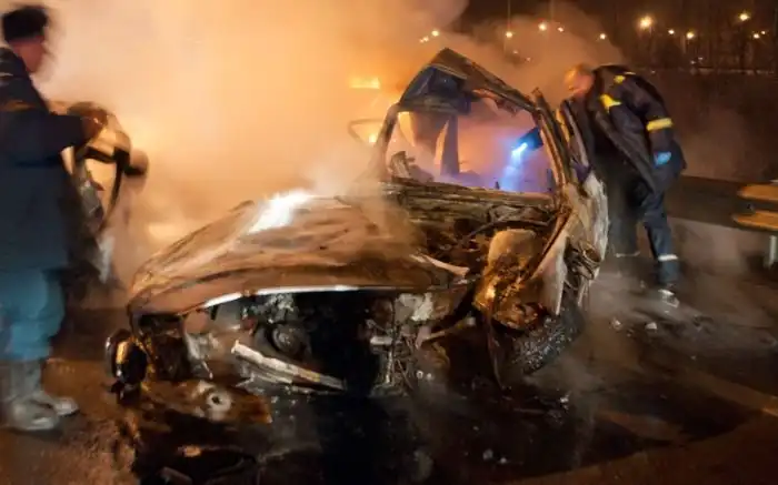 Попытка знакомства с девушками привела к страшной аварии