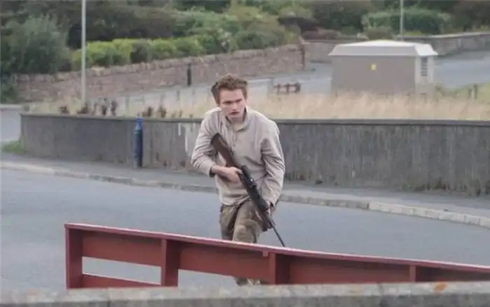 В Великобритании копы сохранили жизнь вооруженному подростку