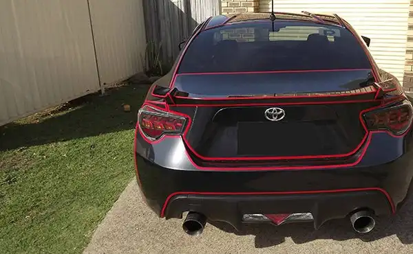 Дизайн автомобиля в стиле TRON