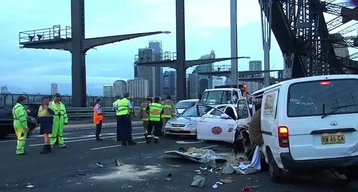 Жительница Сиднея покурила травы и нанесла ущерб городу на 50 млн долларов