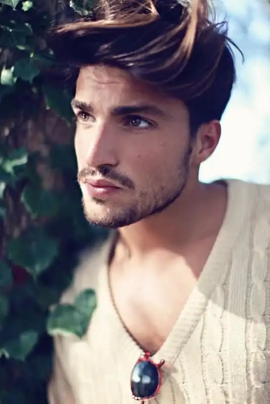 А ты уже знаешь что подарить?