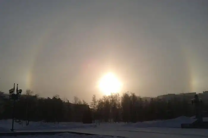 В небе над Челябинском появилось сразу «три светила»