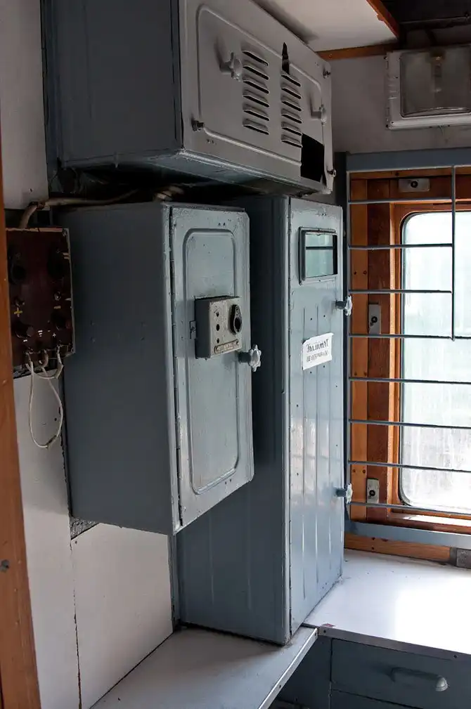 Как выглядит вагон для перевозки заключенных