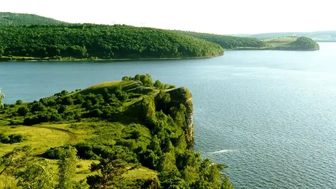 10 национальных парков и заповедников России, которые нужно посетить