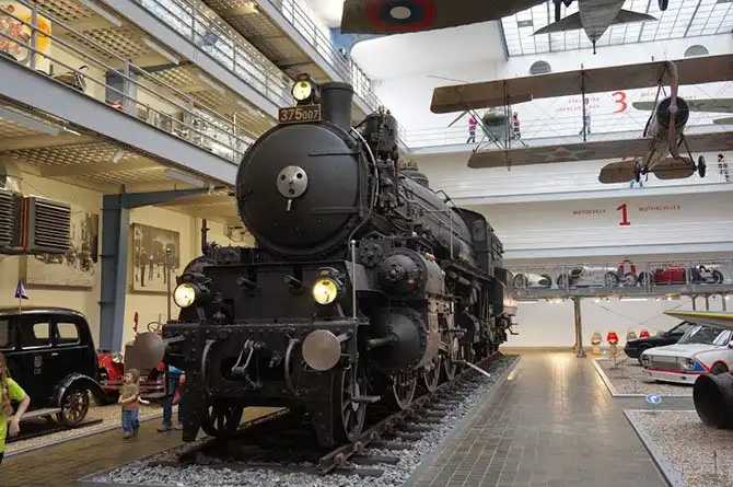 Экскурсия по музею техники в Праге