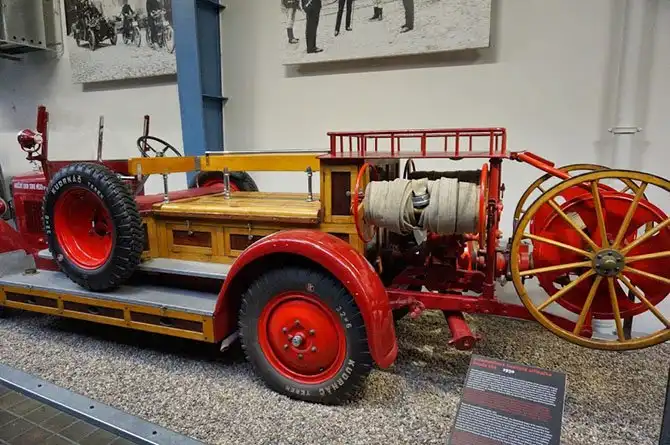 Экскурсия по музею техники в Праге