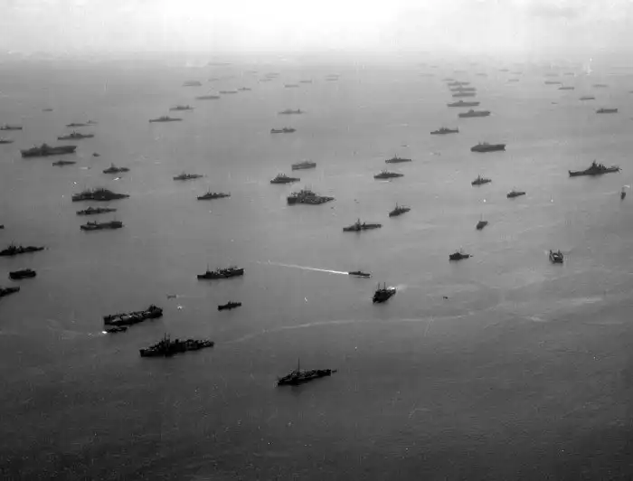 Атолл Улити: из крошечного острова в крупный военный город и обратно