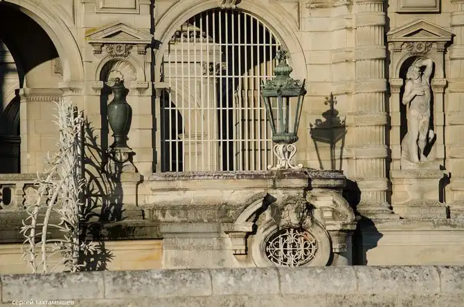 Прогулка по территории замка Шантаийи