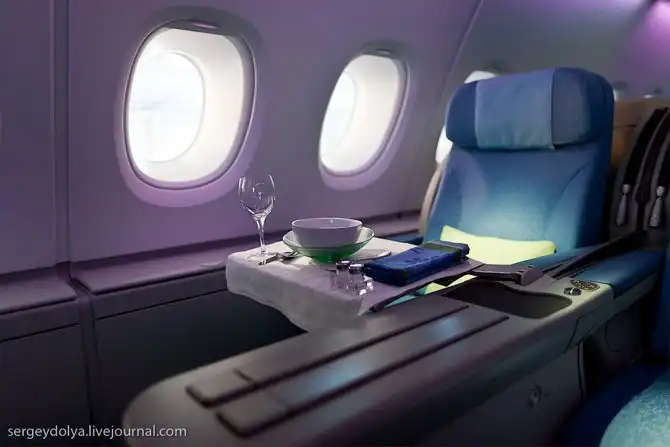Как строят А380 и как они выглядят внутри