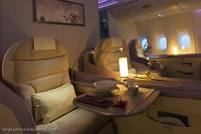 Как строят А380 и как они выглядят внутри