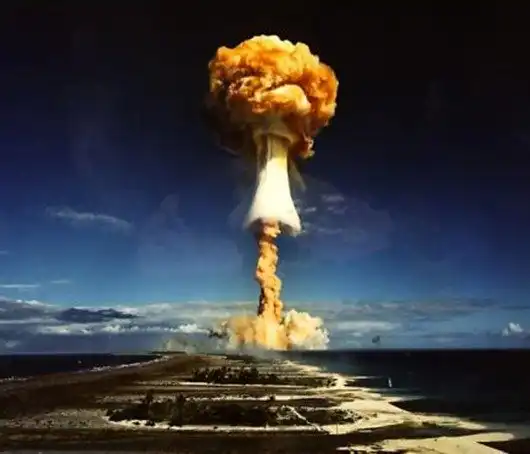 “Ядерный Клуб” и его “развлечения”.