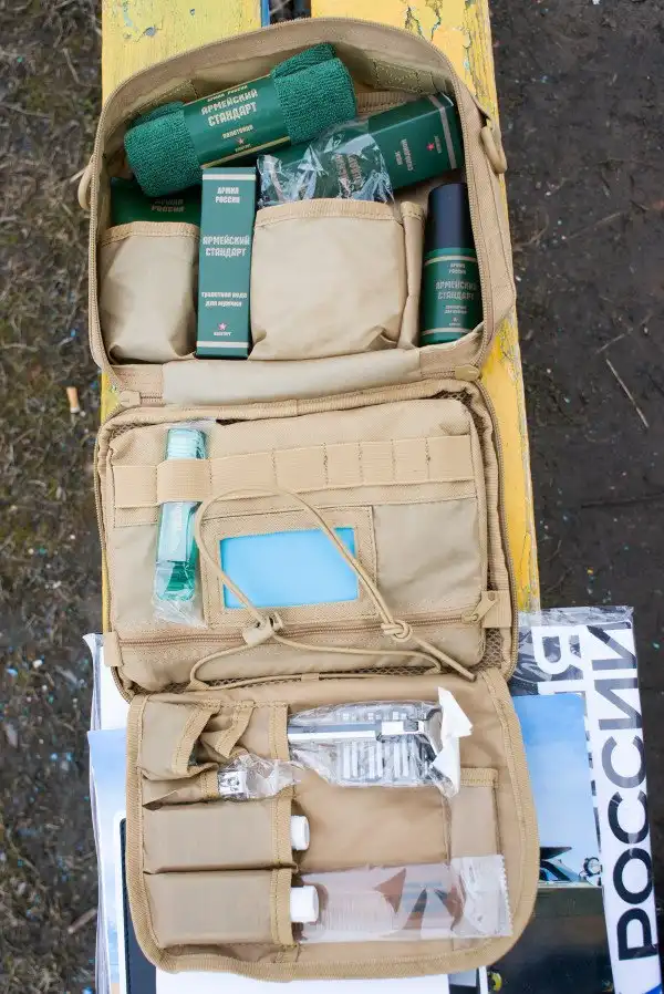 Нессесер российских солдат-срочников