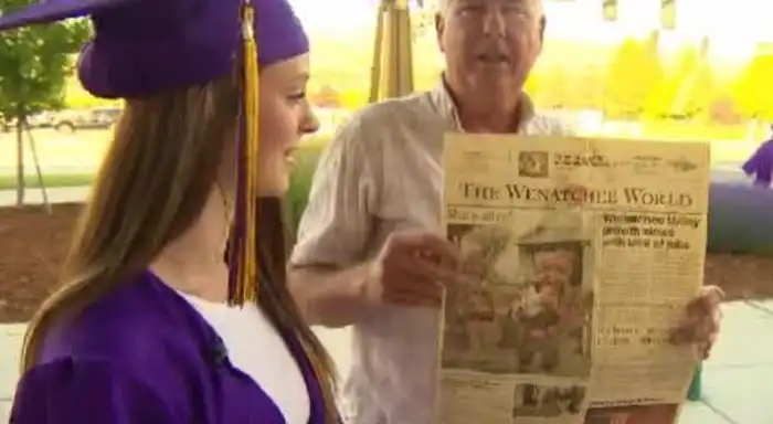 Пожарный побывал на выпускном вечере спасенной им девочки