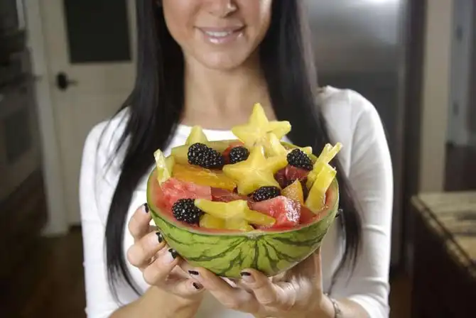 Советы, которые помогут приучиться пить больше воды