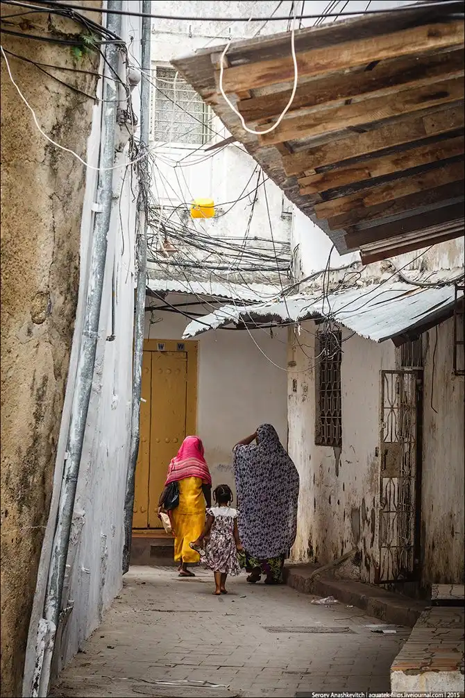 Не райская столица райского острова