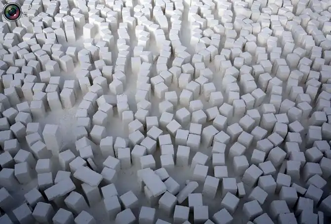 Белоснежные карьеры по добыче известняка в Египте