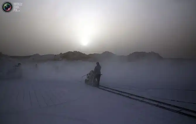 Белоснежные карьеры по добыче известняка в Египте