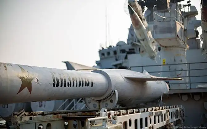 Авианосец «Минск»