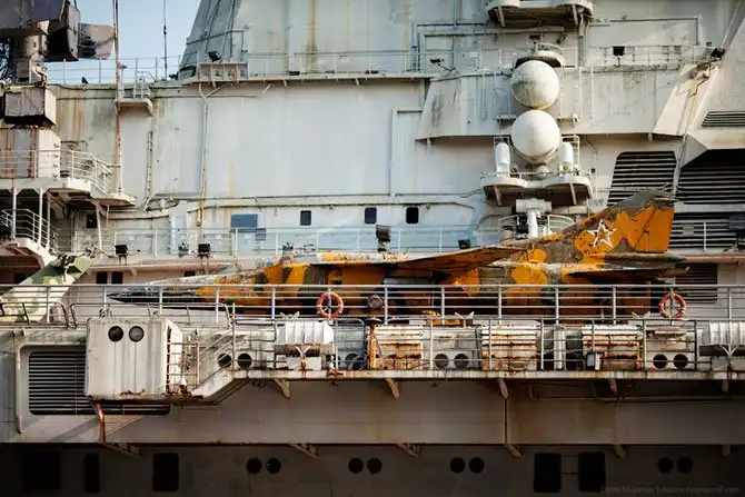 Авианосец «Минск»