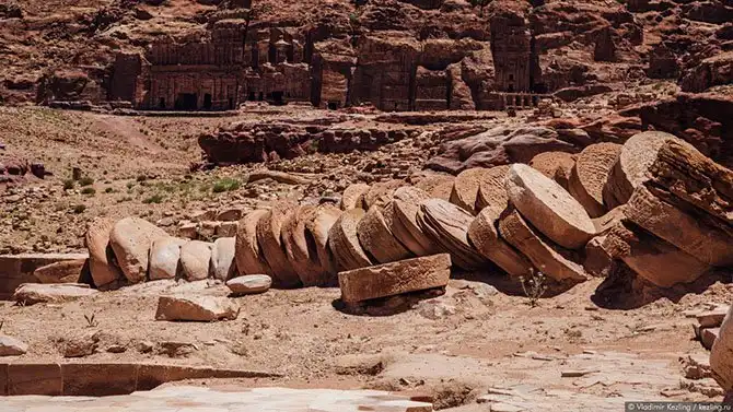 Путешествие по сказочной Петре