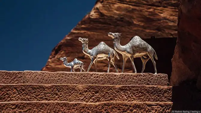 Путешествие по сказочной Петре