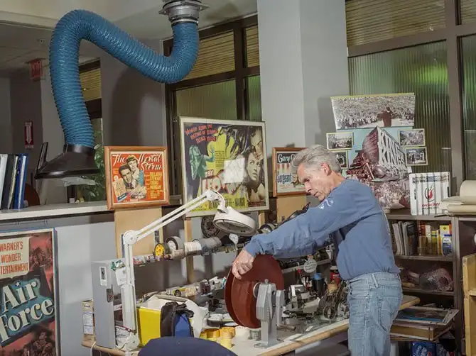 Как в Америке хранят фильмы на случай конца света