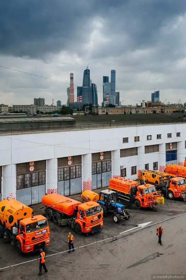 Как моют улицы Москвы