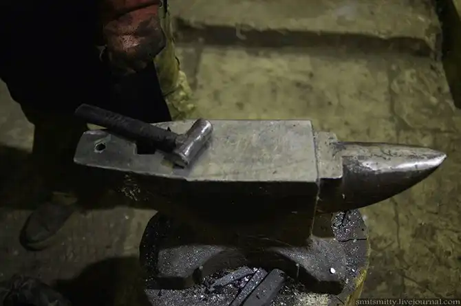 Как делают якутские ножи