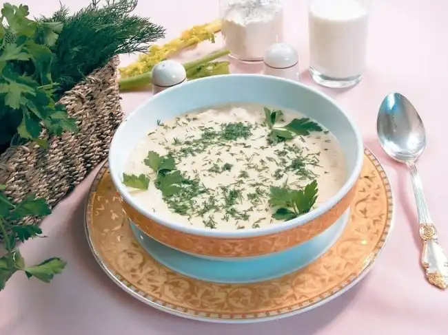 5 рецептов окрошки, которая спасет нас от жары