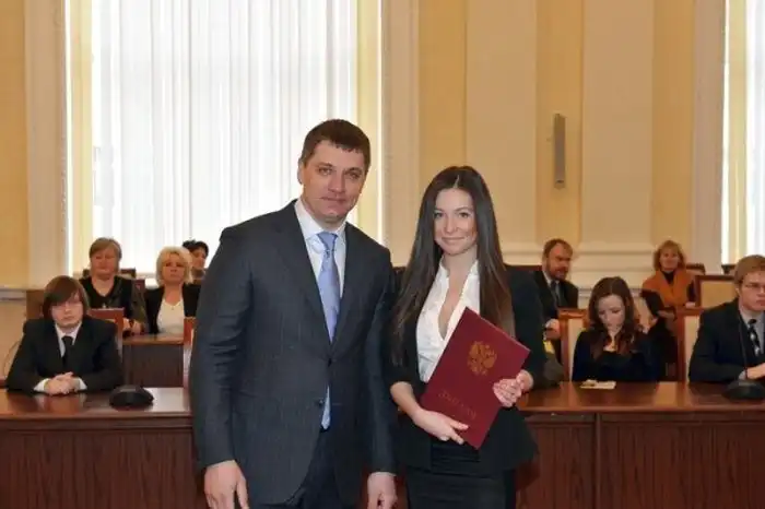 Студентка МГИМО Ангелина Дорошенкова бросила учебу ради карьеры порноактрисы